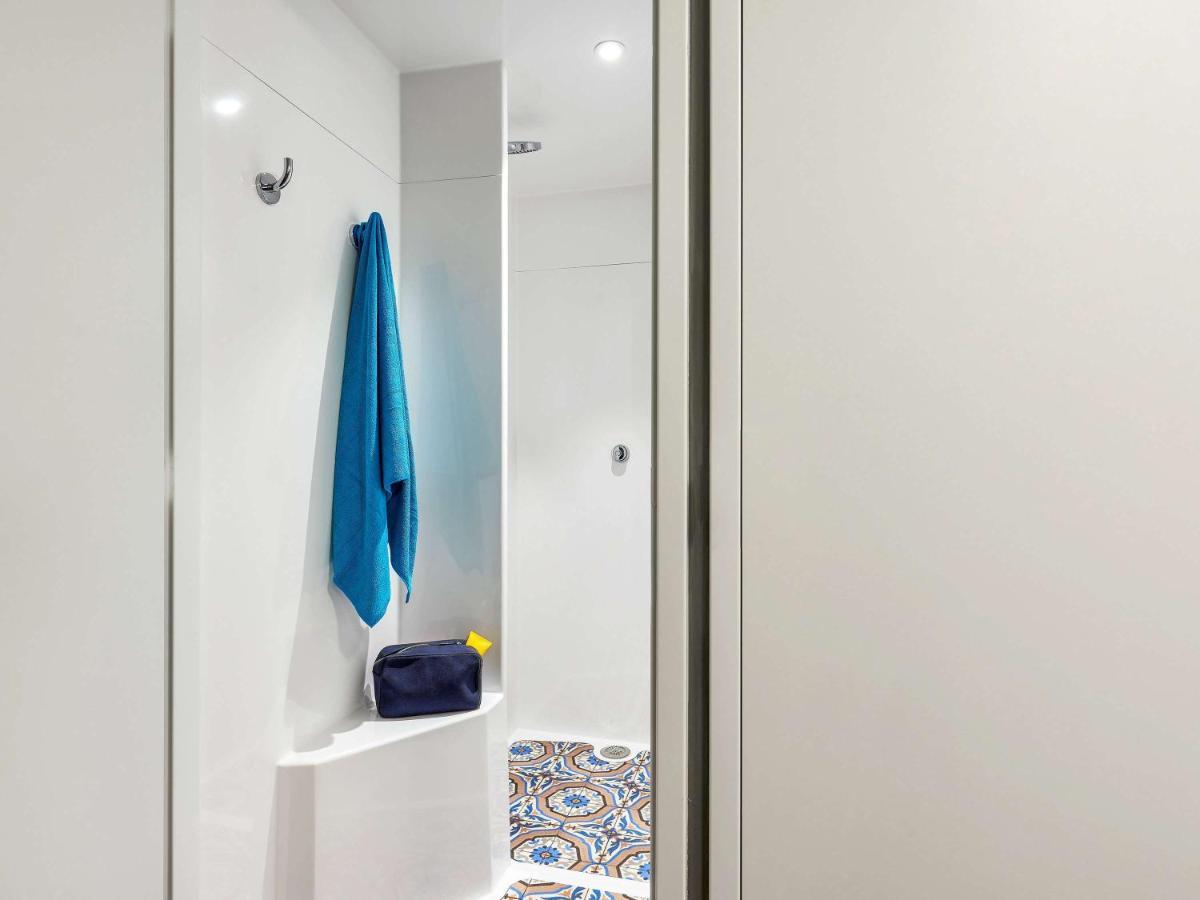 Hotelf1 Nimes Ouest Екстериор снимка