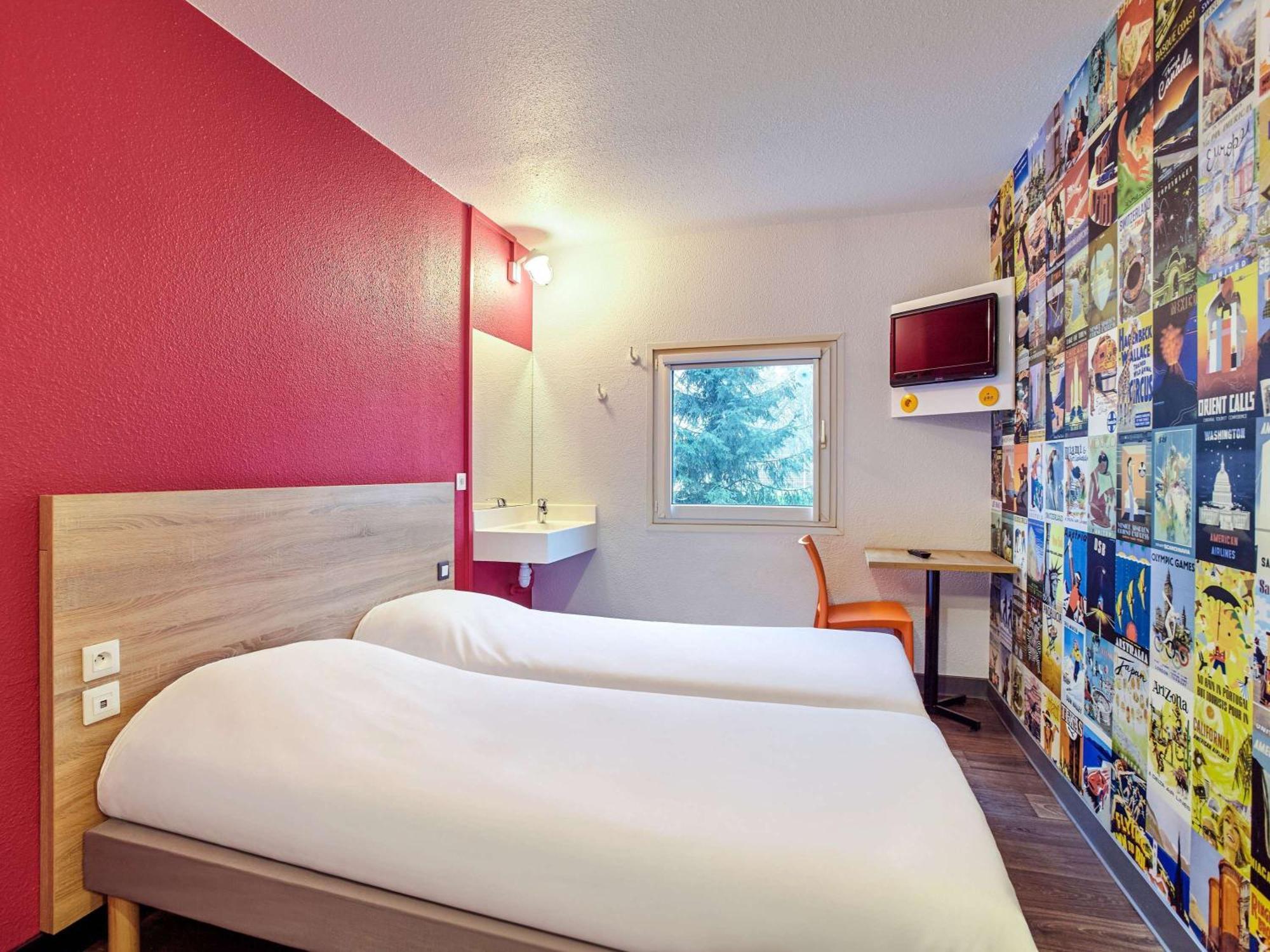 Hotelf1 Nimes Ouest Екстериор снимка