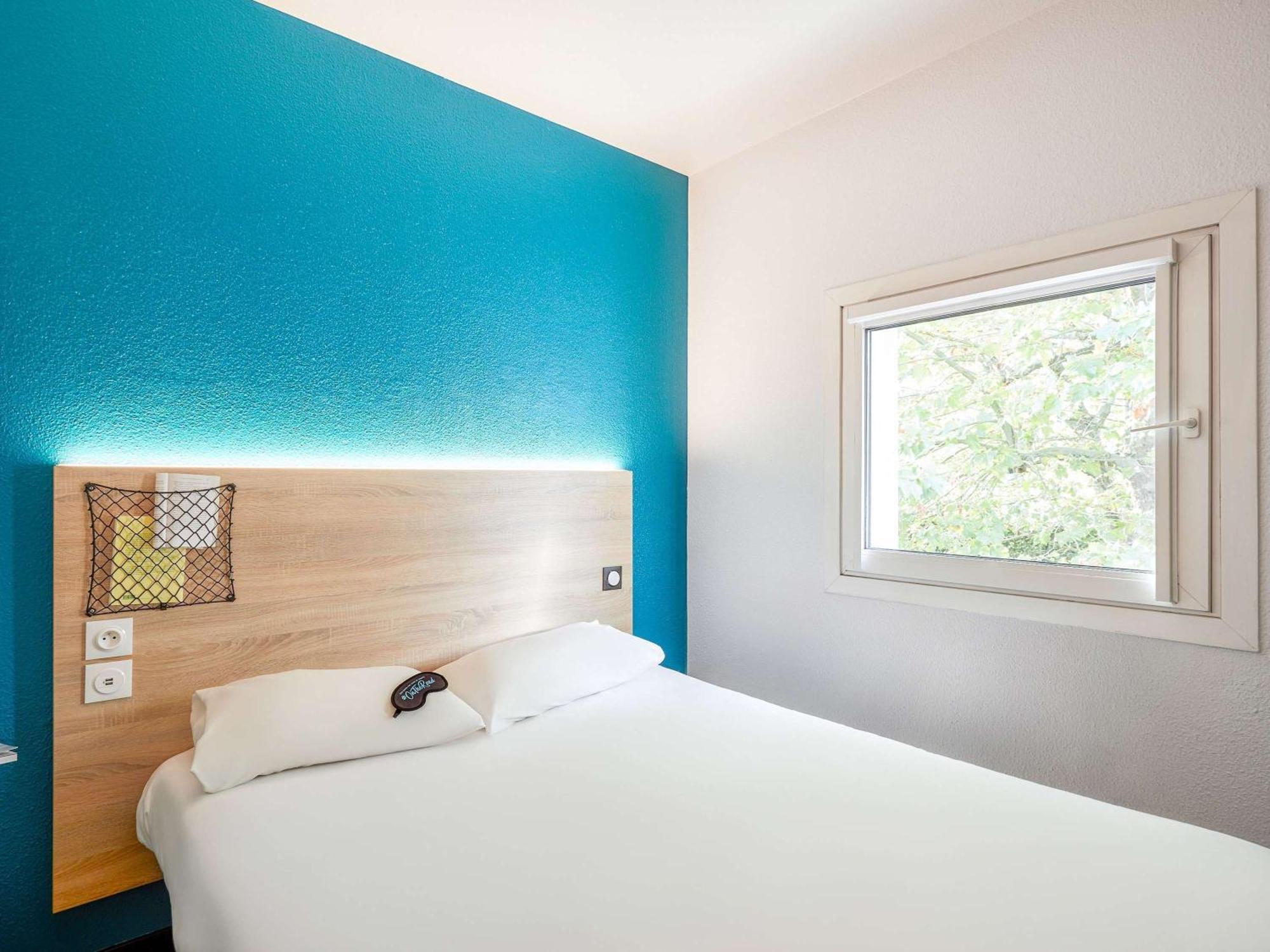 Hotelf1 Nimes Ouest Екстериор снимка