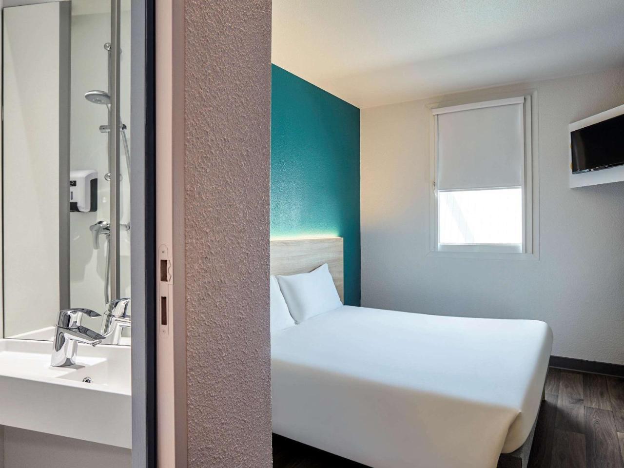 Hotelf1 Nimes Ouest Екстериор снимка